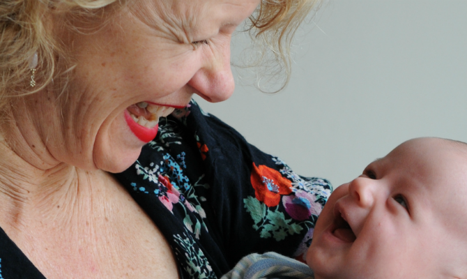 Ineke met baby breedintekst